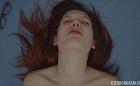 Redhead Girl Rubbing Big Lips Pussy